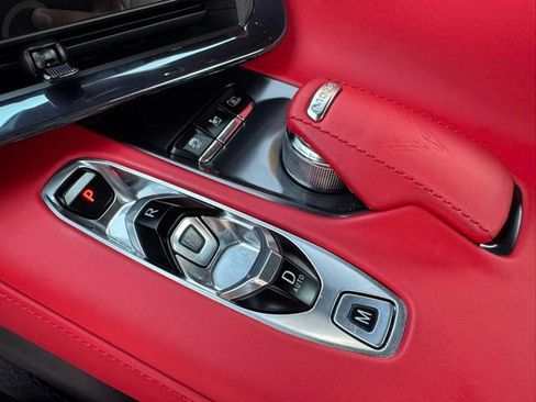 Used 2023 Chevrolet Corvette Stingray Premium Conv w/ Z51 Performance Package RWD image 27