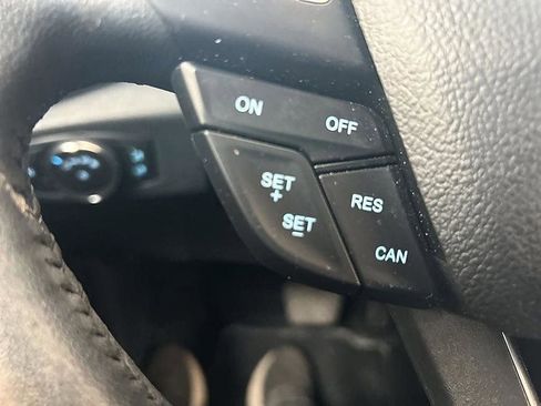 Used 2022 Ford EcoSport Titanium AWD/4WD image 16