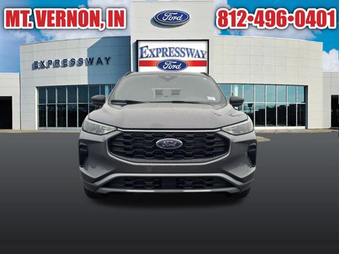 Used 2024 Ford Escape ST-Line image 4
