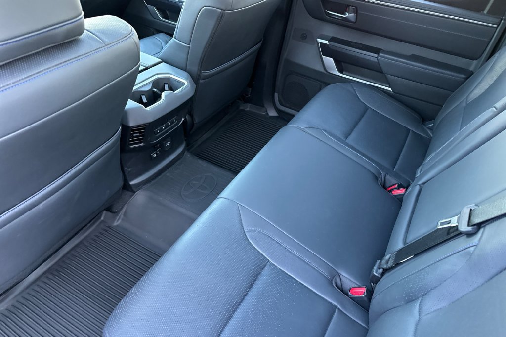 Used 2025 Toyota Tundra Platinum w/ TRD Off-Road Package AWD/4WD image 15