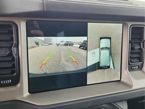 New 2026 Ford Bronco Outer Banks image 13