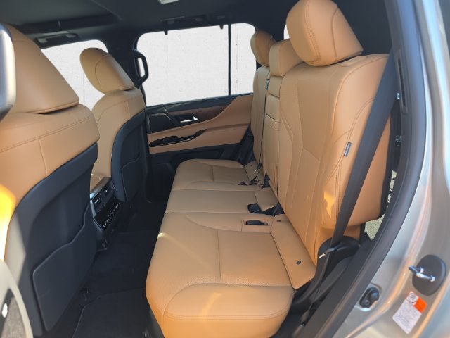 New 2026 Lexus LX 600 4WD w/ Luxury Package image 16