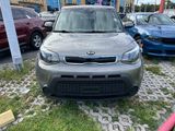 Used 2014 Kia Soul + image 2