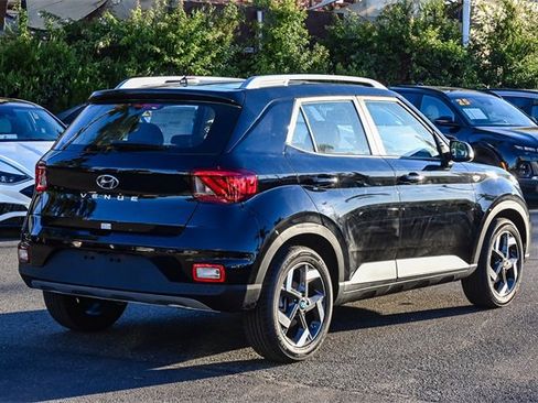 New 2026 Hyundai Venue SEL image 12