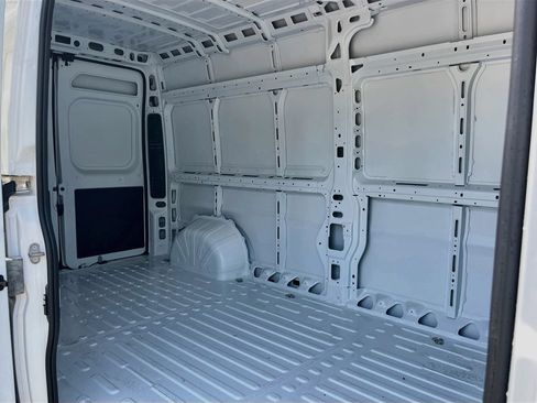 New 2026 RAM ProMaster 2500 w/ Convenience Group FWD image 22