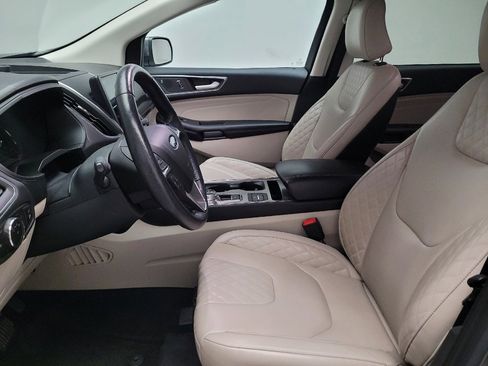 Used 2023 Ford Edge Titanium image 17
