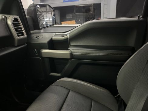 Used 2020 Ford F150 Raptor w/ Equipment Group 802A Luxury image 17