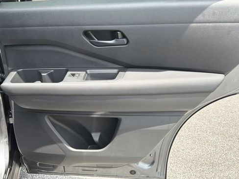 Certified 2024 Nissan Pathfinder S AWD/4WD image 18