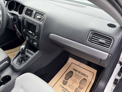 Used 2018 Volkswagen Jetta S image 29