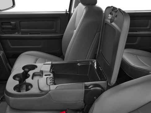 Used 2017 RAM 1500 Express AWD/4WD image 18