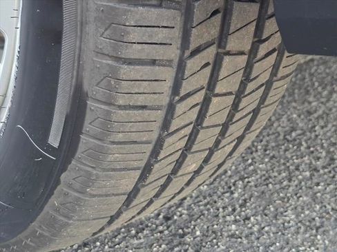 Used 2021 Chevrolet Equinox LT w/ LPO, Cargo Package image 28