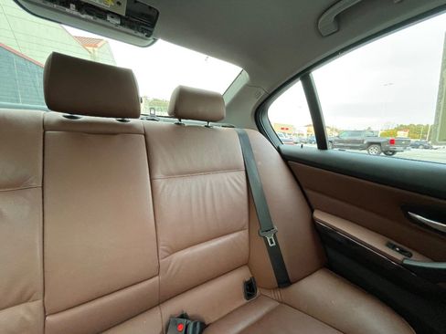 Used 2006 BMW 325i Sedan image 46