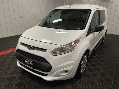 Used 2016 Ford Transit Connect XLT image 10
