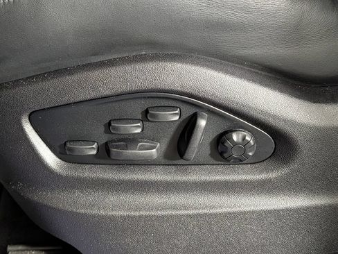 Certified 2024 Porsche Cayenne Turbo GT AWD/4WD image 28