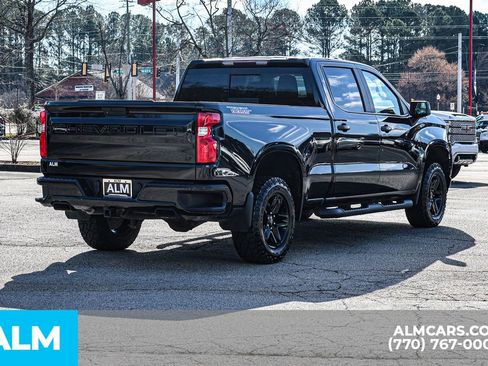 Used 2021 Chevrolet Silverado 1500 LT Trail Boss w/ Convenience Package II image 5