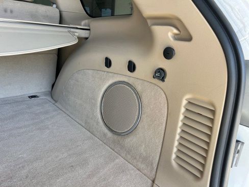 Used 2018 Jeep Grand Cherokee Overland image 38