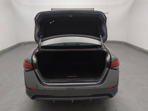 Used 2024 Nissan Sentra S FWD image 29