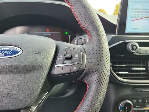 New 2026 Ford Escape ST-Line w/ Cold Weather Package image 24