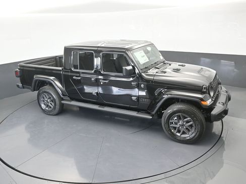 New 2026 Jeep Gladiator Sport image 45
