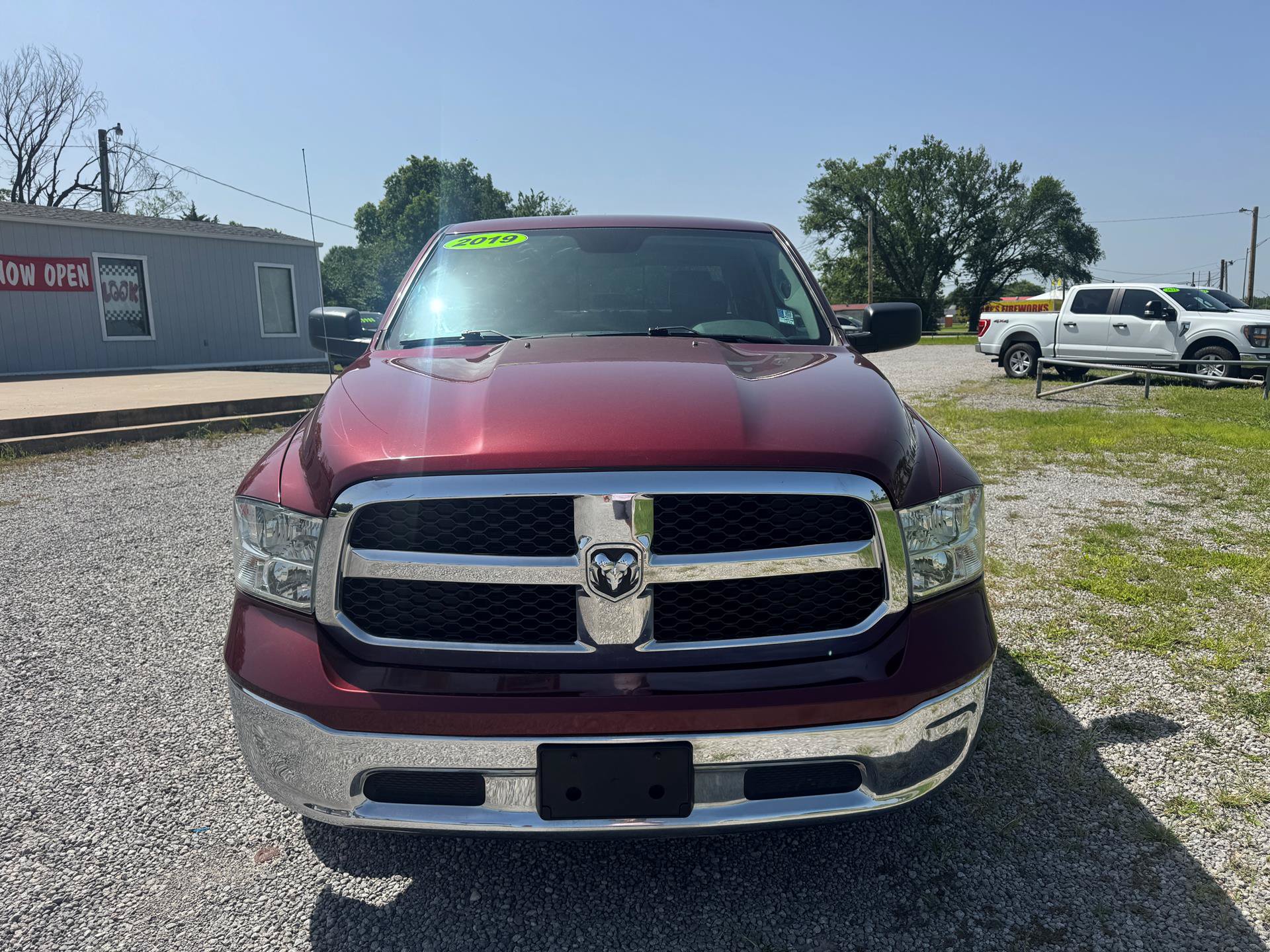 Used 2019 RAM 1500 Classic SLT AWD/4WD image 8