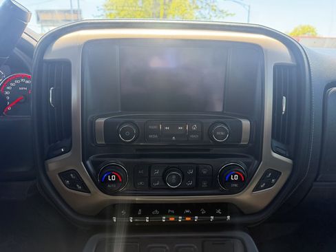 Used 2016 GMC Sierra 1500 Denali w/ Enhanced Driver Alert Package AWD/4WD image 34