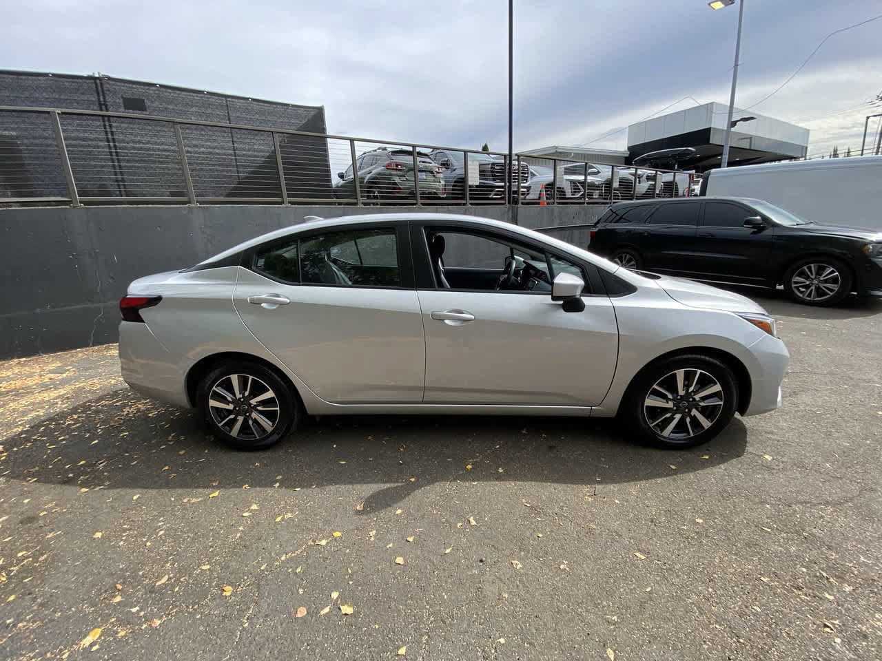 Used 2024 Nissan Versa SV FWD image 7