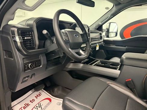 New 2026 Ford F250 4x4 Crew Cab Super Duty image 11