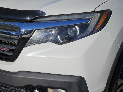 Certified 2019 Honda Ridgeline Sport image 7