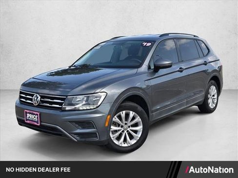 Used 2019 Volkswagen Tiguan S FWD image 1