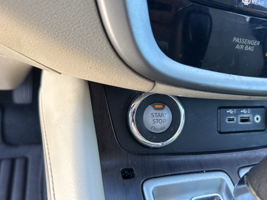 Used 2020 Nissan Murano Platinum w/ Cargo Package FWD image 22
