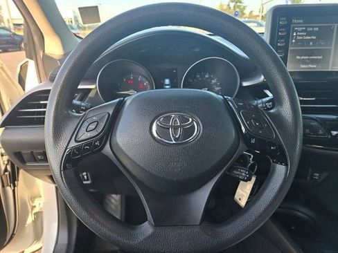 Certified 2021 Toyota C-HR LE image 25