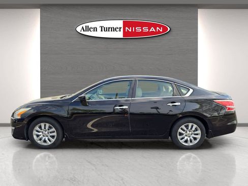 Used 2015 Nissan Altima 2.5 S w/ Power Driver Seat Package image 10