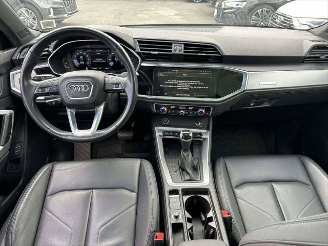 Used 2024 Audi Q3 2.0T Premium w/ Convenience Package AWD/4WD image 17