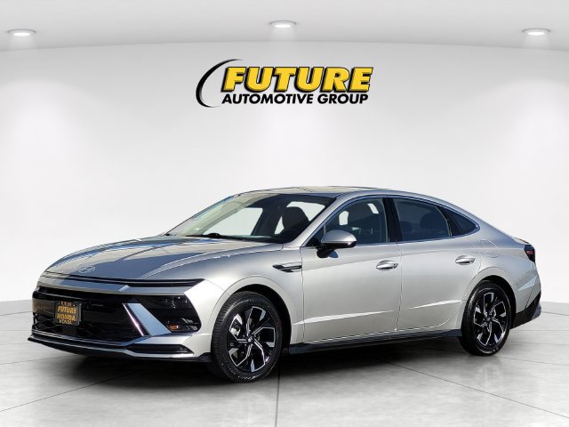 Used 2025 Hyundai Sonata SEL FWD image 5
