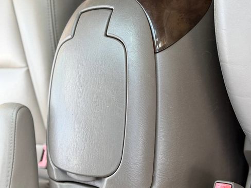 Used 2002 Toyota Sequoia Limited image 64