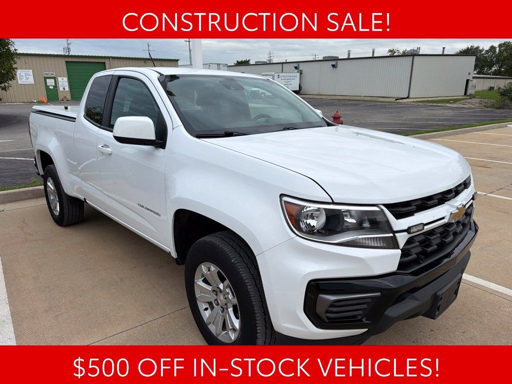 Used 2022 Chevrolet Colorado LT w/ Fleet Safety Package RWD image 2