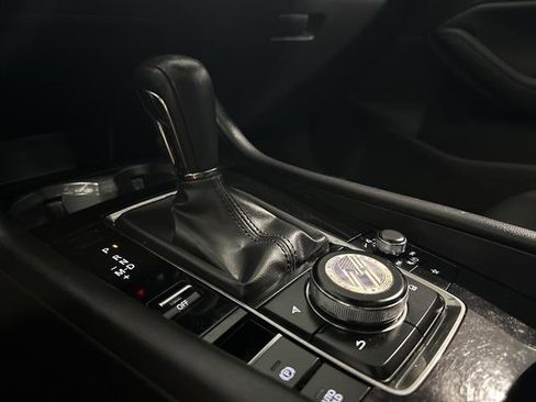 Used 2023 MAZDA MAZDA3 s image 31