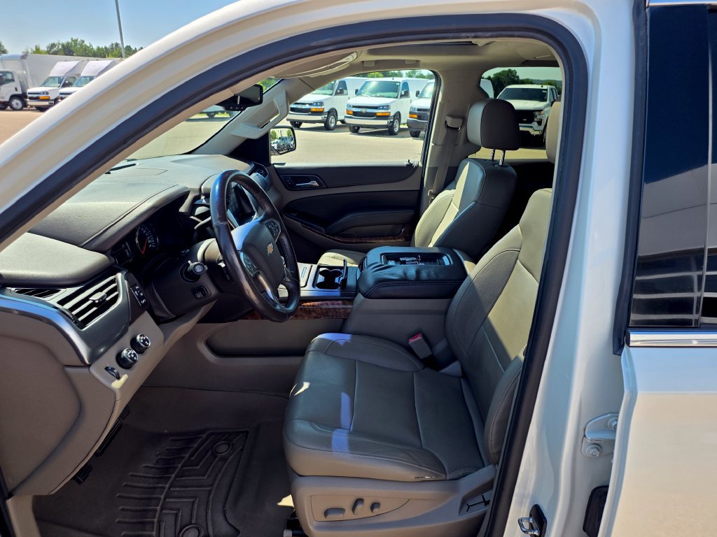 Used 2015 Chevrolet Suburban LTZ AWD/4WD image 18