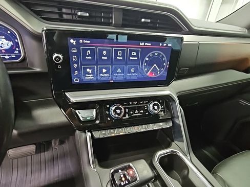 Used 2023 GMC Sierra 1500 Denali image 12