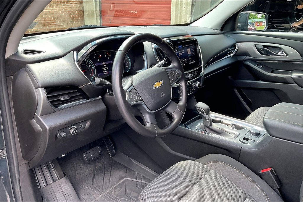 Used 2021 Chevrolet Traverse LT w/ LPO, Floor Liner Package AWD/4WD image 13