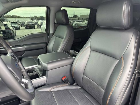 Used 2025 Ford F350 Lariat image 27