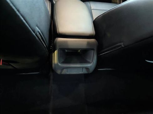 Used 2025 Honda HR-V LX image 27