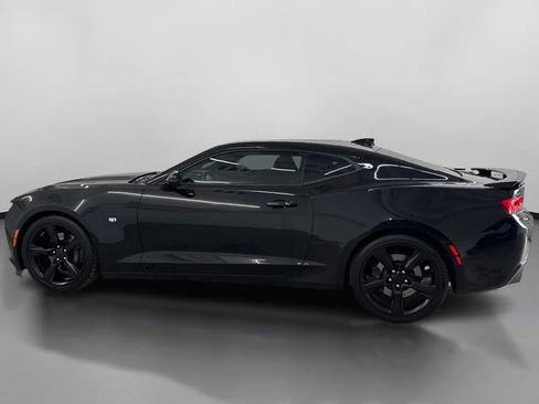 Used 2018 Chevrolet Camaro SS RWD image 5
