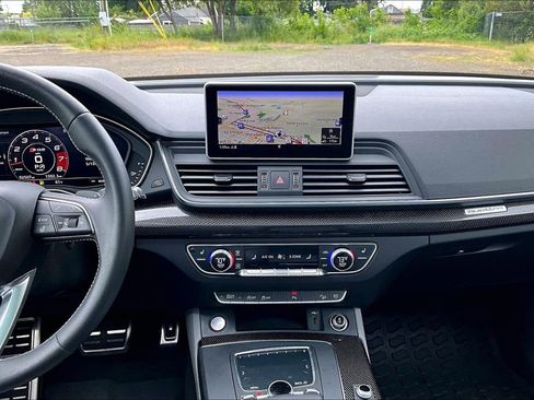 Used 2018 Audi SQ5 Prestige AWD/4WD image 8