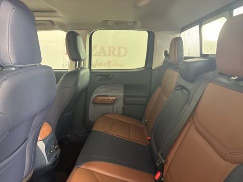 Used 2022 Ford Maverick Lariat w/ Lariat Luxury Package image 13