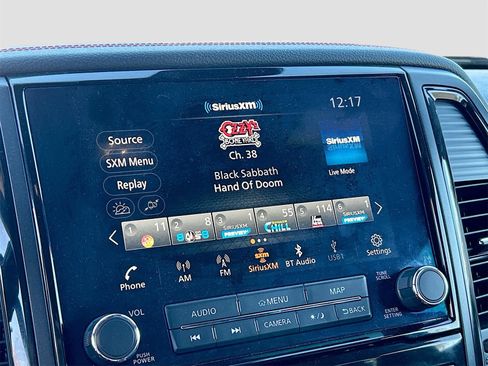 Used 2023 Nissan Titan PRO-4X w/ Pro-4x Convenience Package image 15