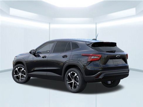 New 2026 Chevrolet Trax RS image 4