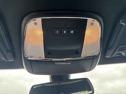 Used 2022 Dodge Charger GT image 22