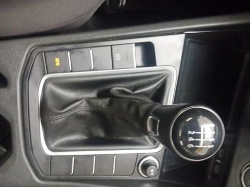 Used 2020 Volkswagen Jetta S FWD image 27
