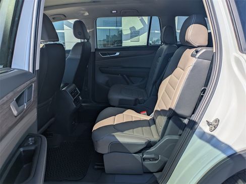 New 2026 Volkswagen Atlas SEL image 14